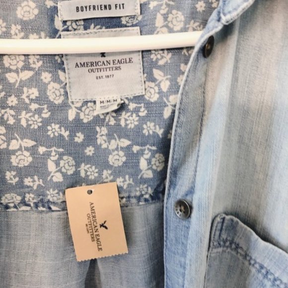 NEW American Eagle Outfitters Jean Jacket Boyfriend Fit - Picture 3 of 9